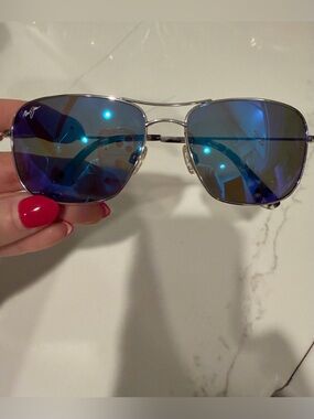 Maui Jim Wiki Wiki Blue Polarized Mirrored Aviator Sunglasses - Silver Frame
